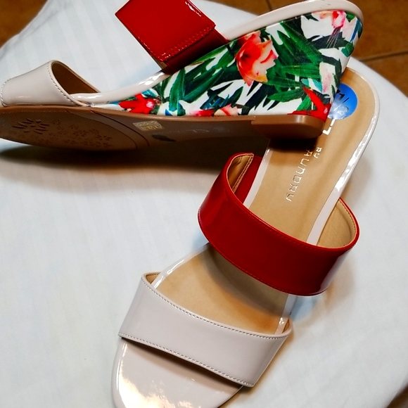 CL by Laundry Shoes - Slip ons by Laundry Sz (7 1/2) / 38 wedge heels